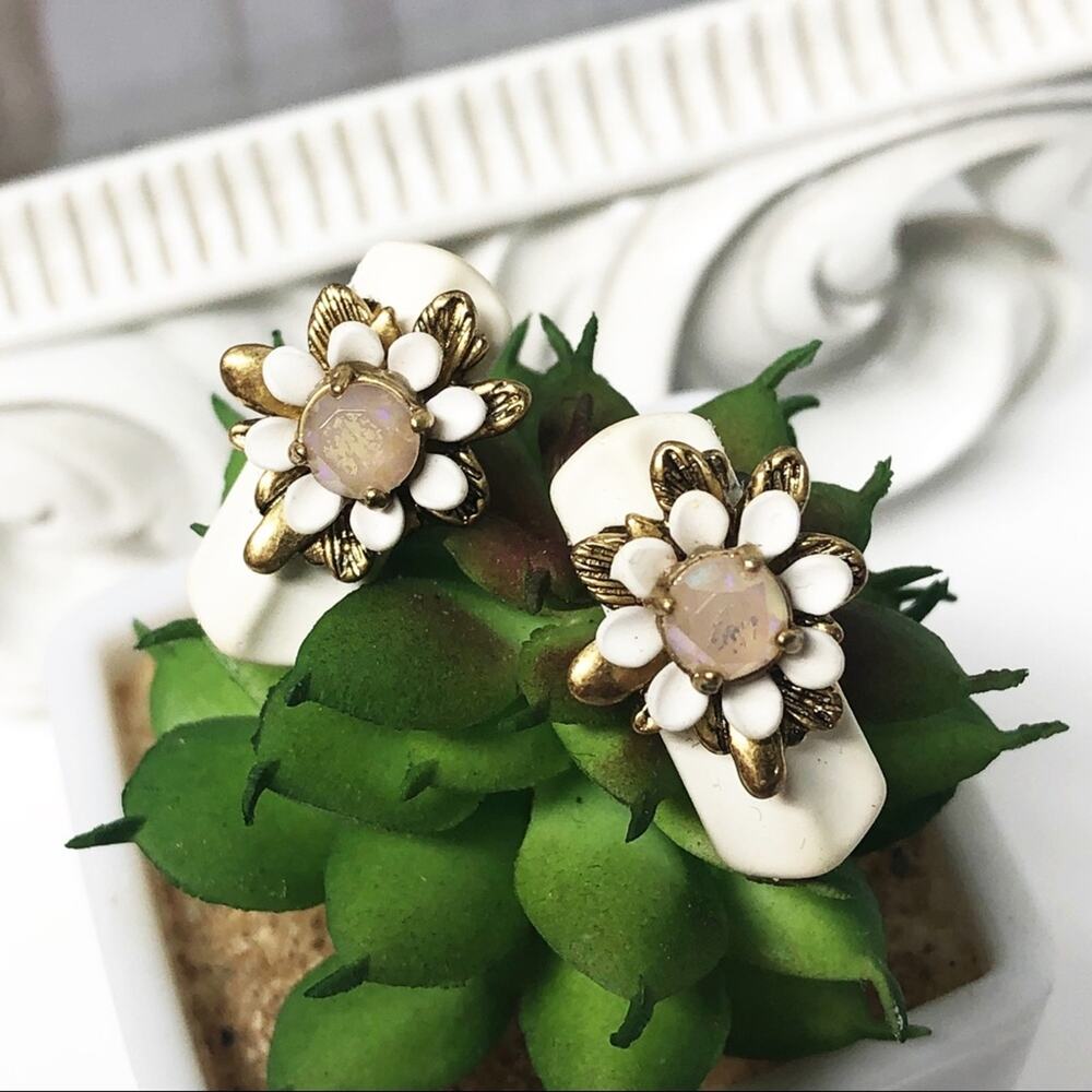 Upcycled J. Crew Tan & White Flower Stud Earrings
